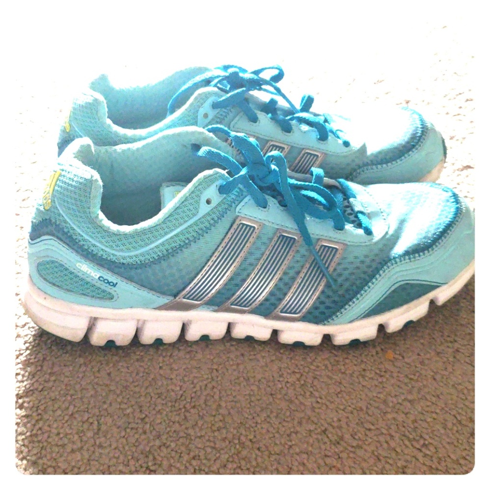 Adidas aqua bleu sneakers